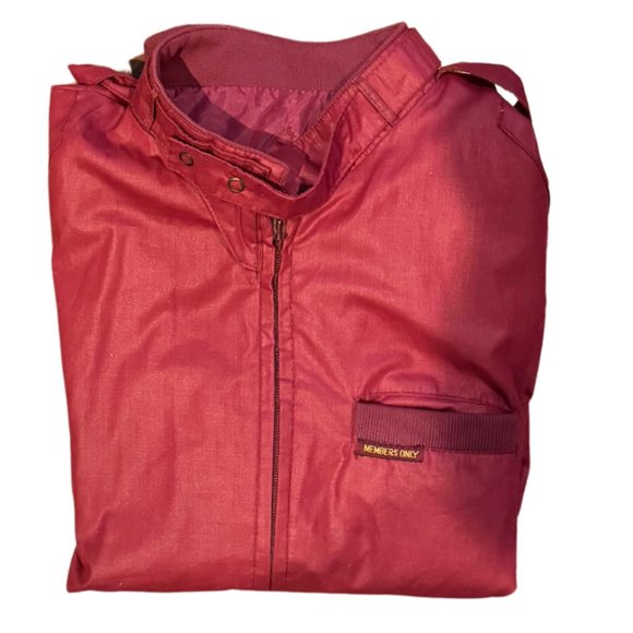 Vintage  Men's Member's Only Jacket Maroon Size 44 - Picture 3 of 7